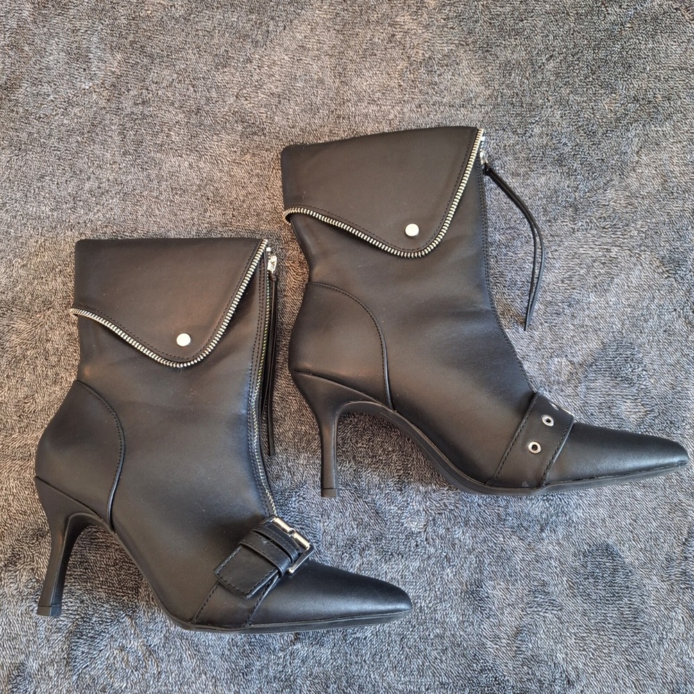 Mickey Point Toe Moto Ankle Boots Womans 9 BLK Vegan Leather Zip Grunge Witchy